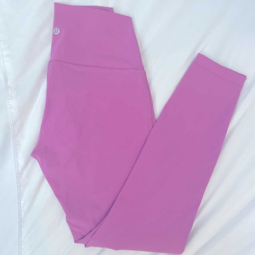 Lululemon Wunder Under Leggings (size 6)